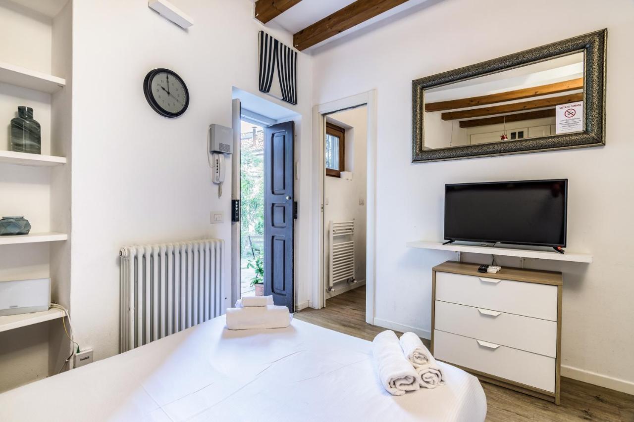 Secret Navigli Suite ميلان المظهر الخارجي الصورة