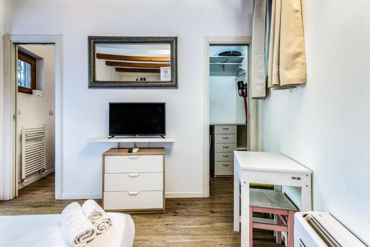 Secret Navigli Suite ميلان المظهر الخارجي الصورة